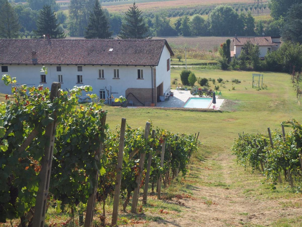 Casa Del Roseto Bed & Breakfast Belveglio Exterior photo